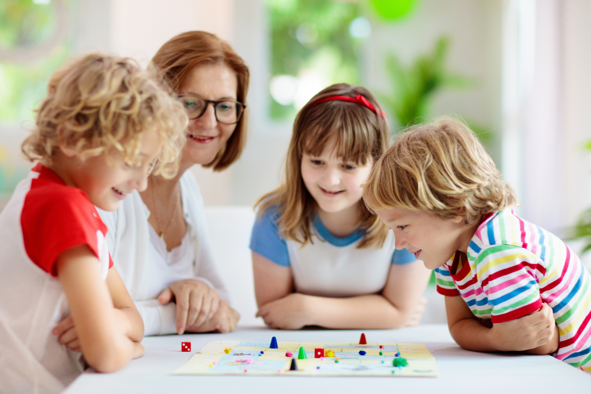 what games to get for kids on long plane rides