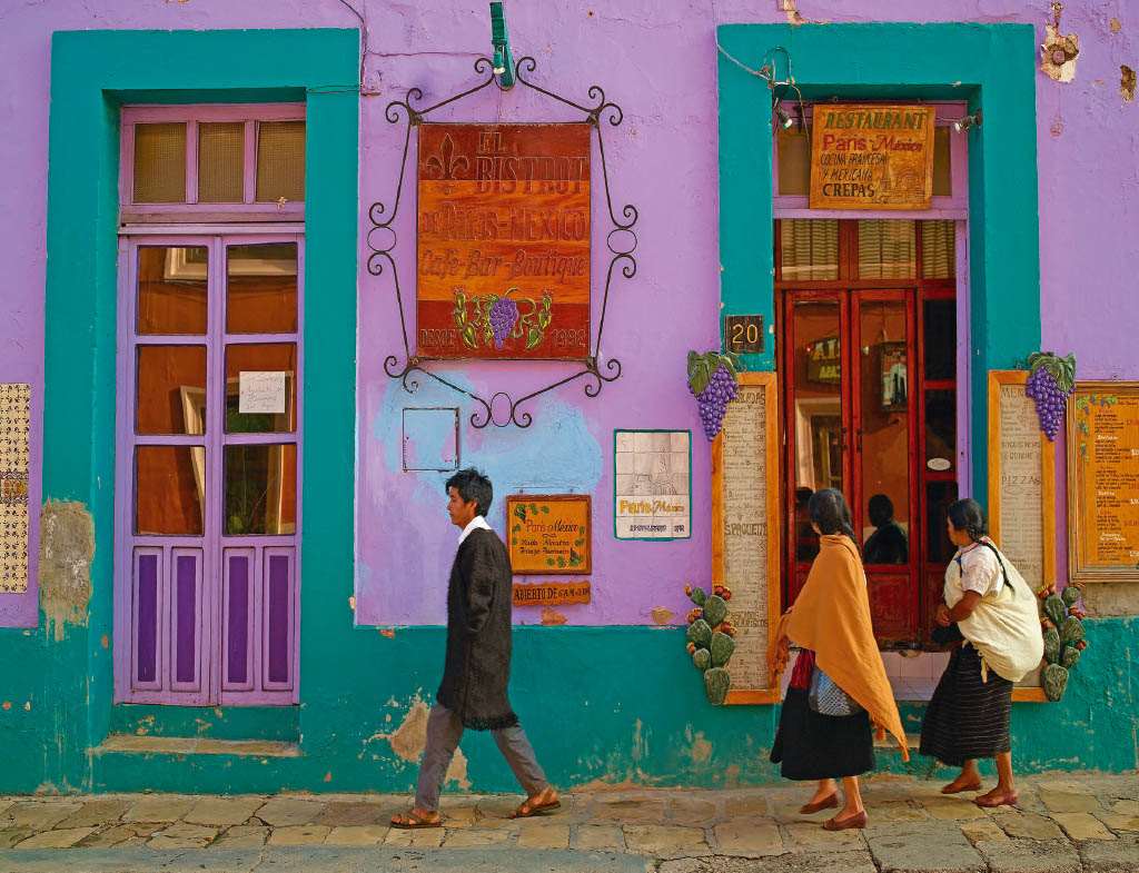Mexico Color Usage Examples colours-of-mexico