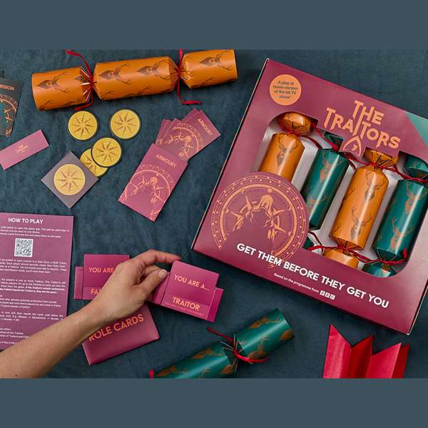 Traitors Christmas Crackers 2026