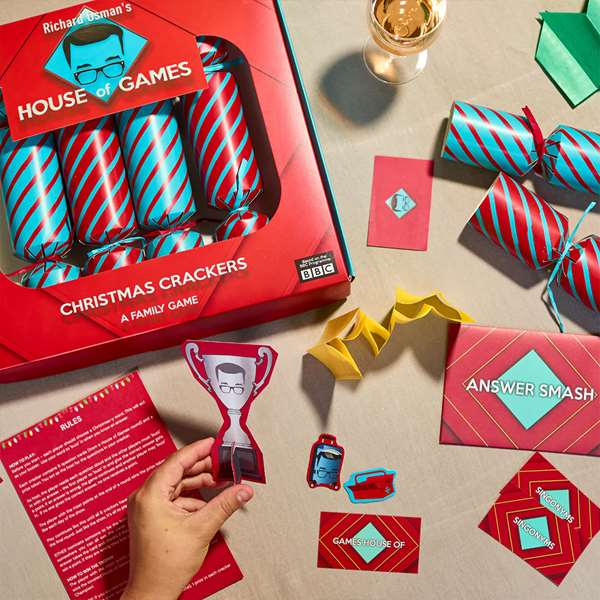 HOUSE OF GAMES CHRISTMAS CRACKERS